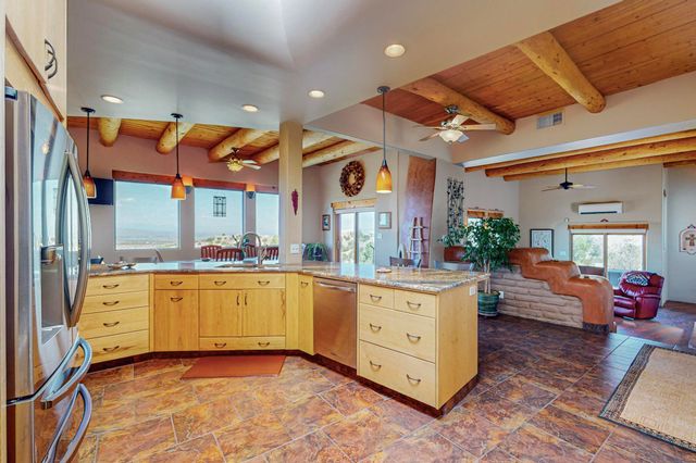 2 Sandhill Crane Circle, Placitas, NM 87043