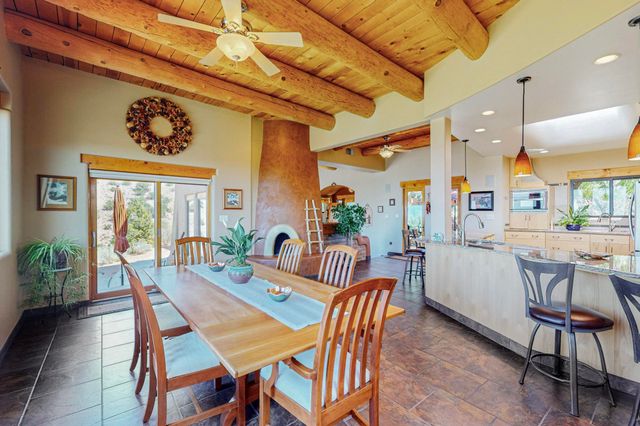 2 Sandhill Crane Circle, Placitas, NM 87043