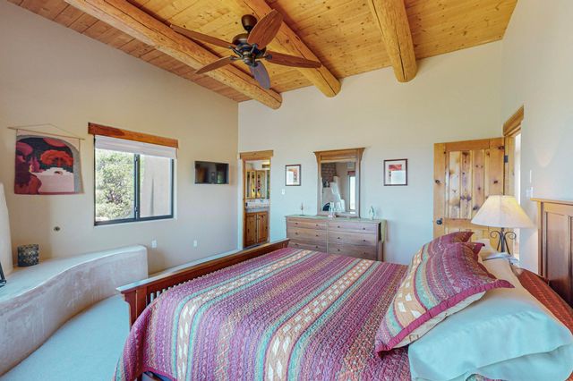 2 Sandhill Crane Circle, Placitas, NM 87043