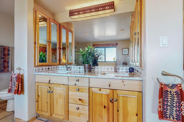 2 Sandhill Crane Circle, Placitas, NM 87043