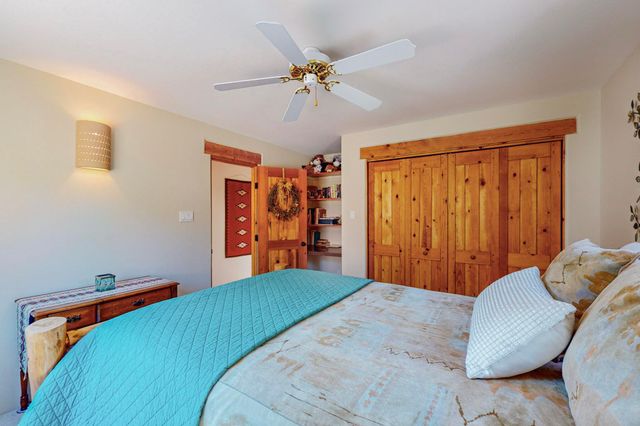 2 Sandhill Crane Circle, Placitas, NM 87043