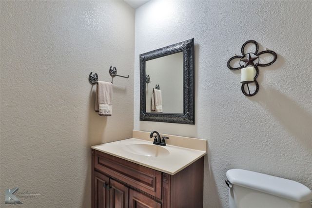 402 Elm Street, Buffalo Gap, TX 79508