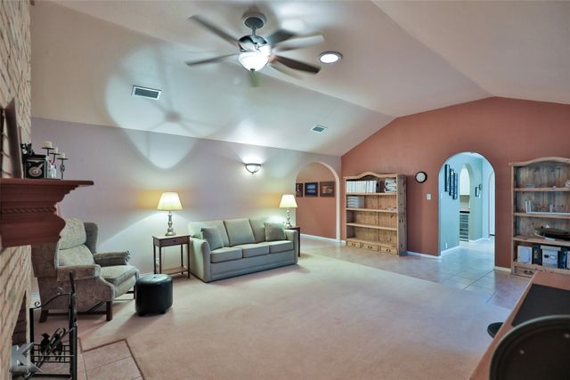 402 Elm Street, Buffalo Gap, TX 79508