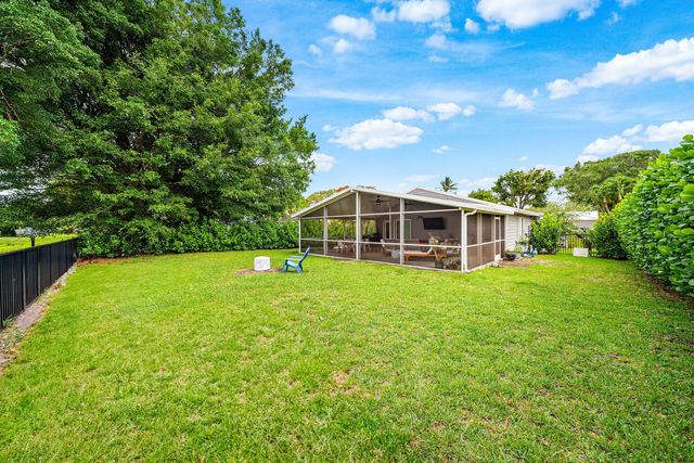 5331 Courtney Circle, Boynton Beach, FL 33472