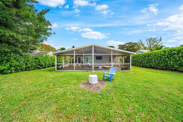 5331 Courtney Circle, Boynton Beach, FL 33472