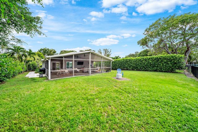 5331 Courtney Circle, Boynton Beach, FL 33472