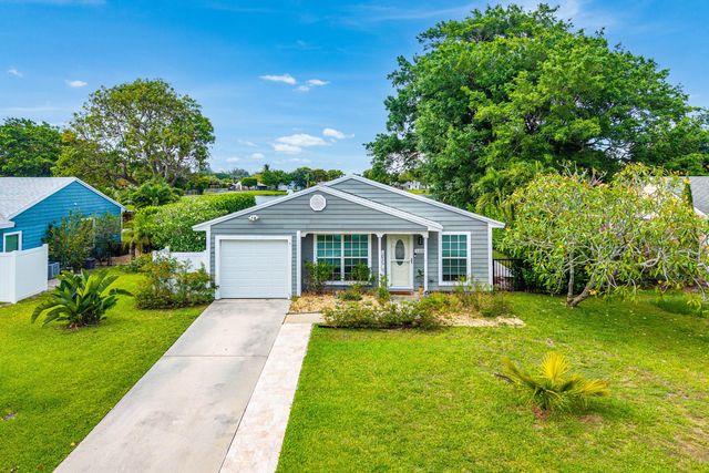 5331 Courtney Circle, Boynton Beach, FL 33472