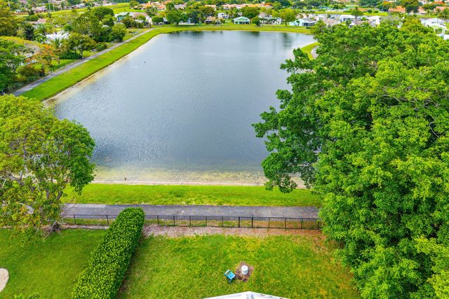 5331 Courtney Circle, Boynton Beach, FL 33472