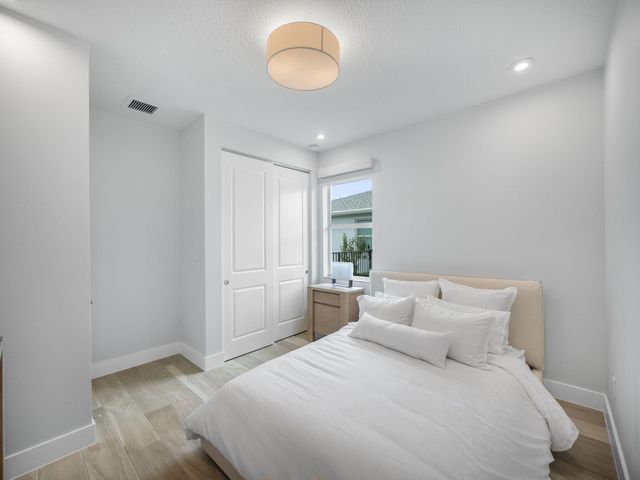 10711 SW Hensley Street, Port St Lucie, FL 34987