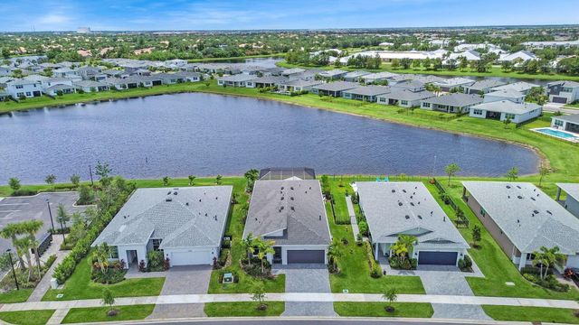 10711 SW Hensley Street, Port St Lucie, FL 34987