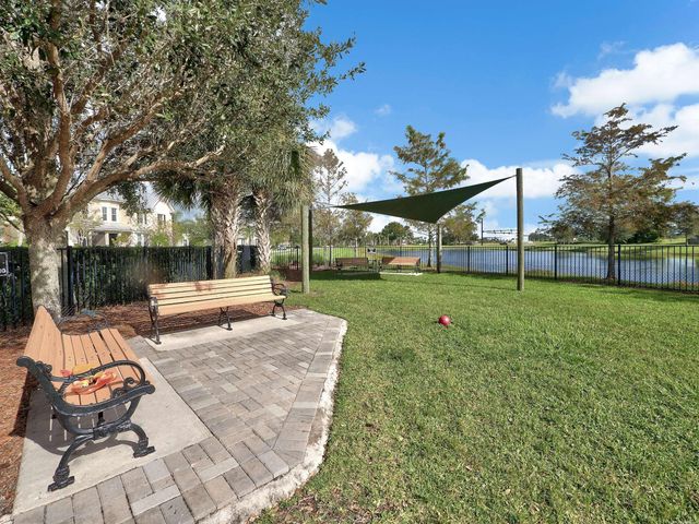 10711 SW Hensley Street, Port St Lucie, FL 34987