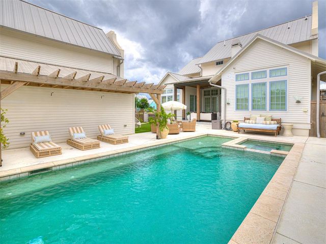 58 N Center Lane, Carlton Landing, OK 74432