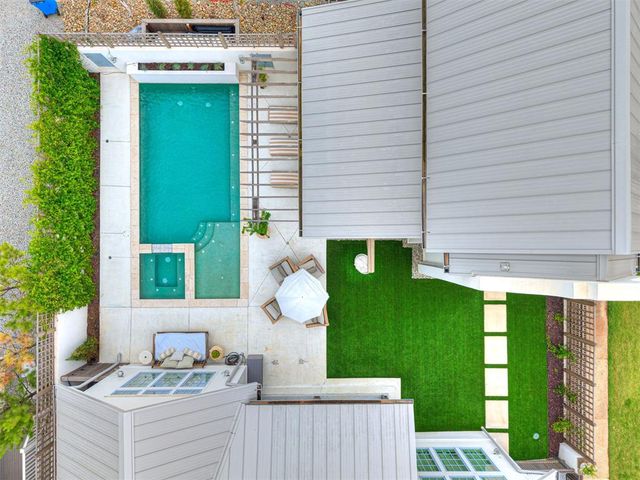 58 N Center Lane, Carlton Landing, OK 74432