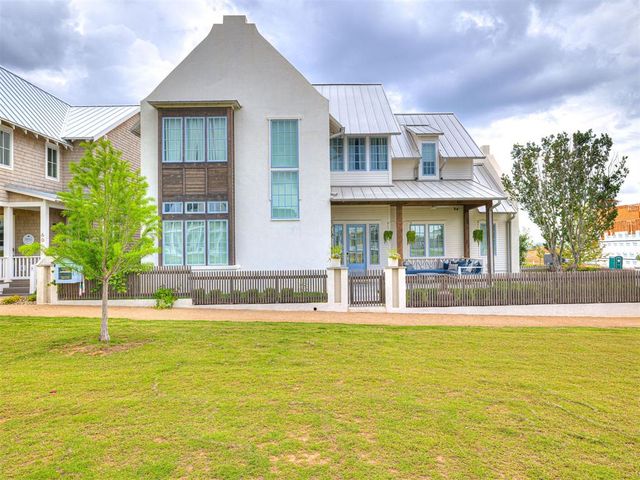 58 N Center Lane, Carlton Landing, OK 74432