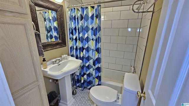 3023 CHEROKEE DRIVE, Hueytown, AL 35023