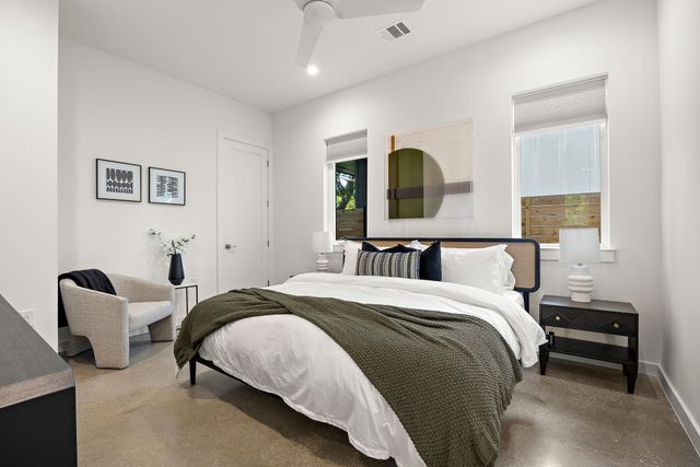 1713 E M Franklin Ave 1, Austin, TX 78721