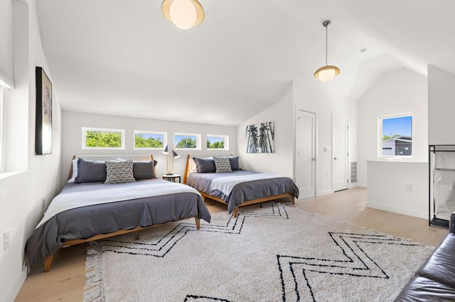 1713 E M Franklin Ave 1, Austin, TX 78721