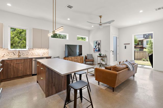 1713 E M Franklin Ave 1, Austin, TX 78721