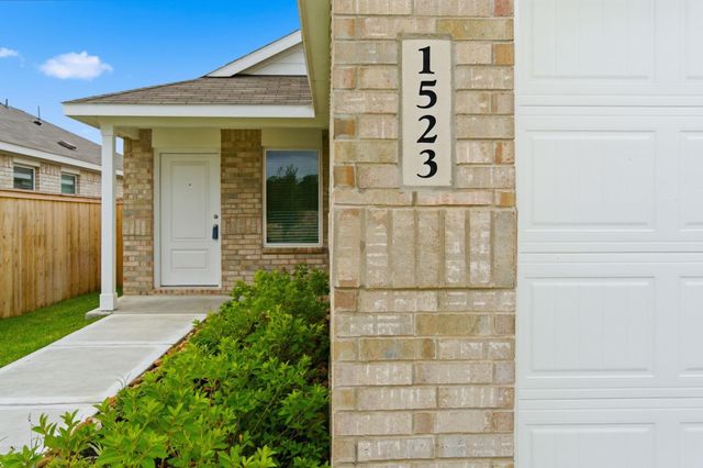 1523 Gardenia Blossom, Crosby, TX 77523