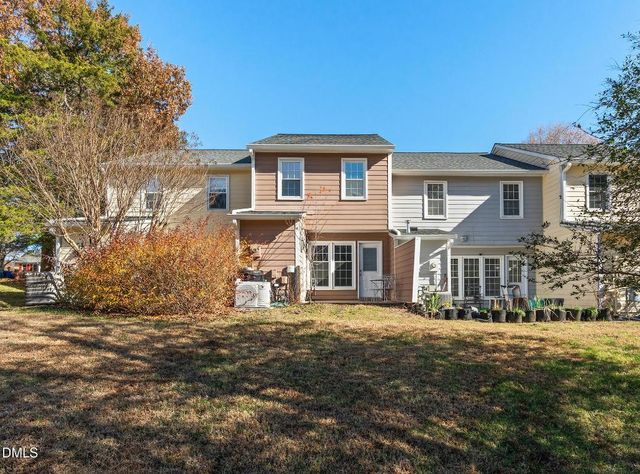 168 Saint Andrews Lane, Chapel Hill, NC 27517