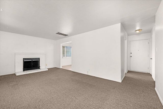 4740 N Valeria Street, Fresno, CA 93726