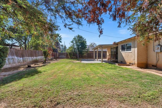 4740 N Valeria Street, Fresno, CA 93726