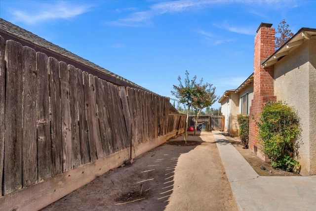 4740 N Valeria Street, Fresno, CA 93726