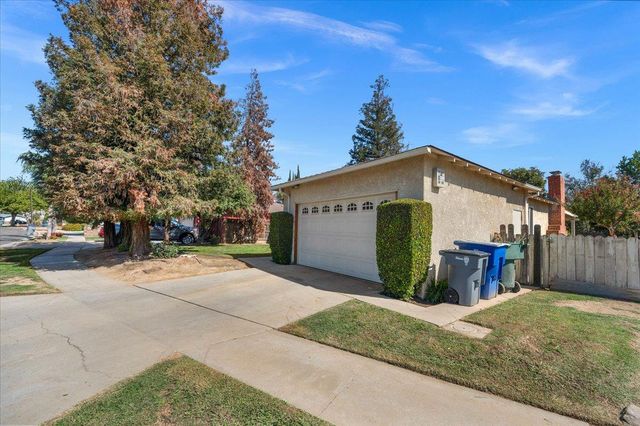 4740 N Valeria Street, Fresno, CA 93726