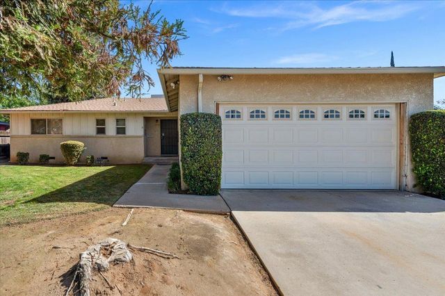 4740 N Valeria Street, Fresno, CA 93726