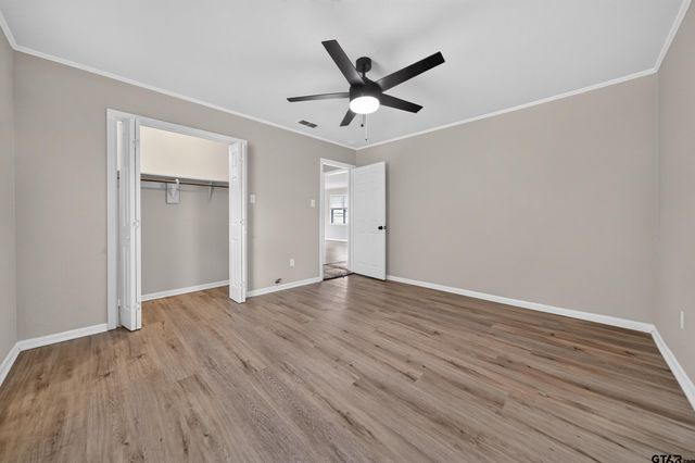 209 W South Street, Lindale, TX 75771