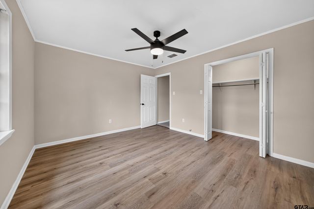 209 W South Street, Lindale, TX 75771