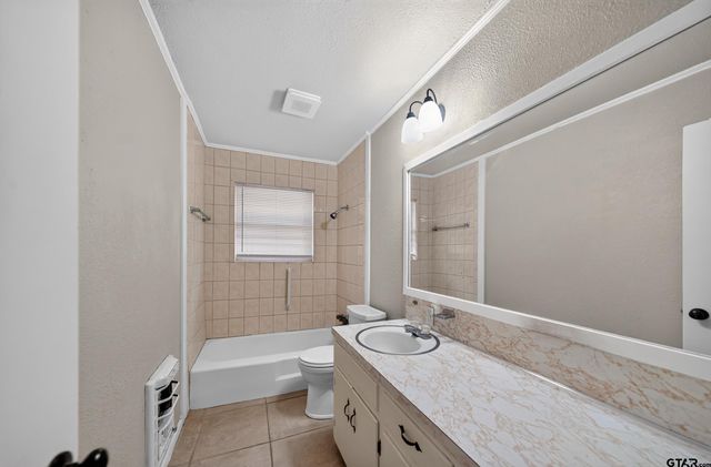 209 W South Street, Lindale, TX 75771
