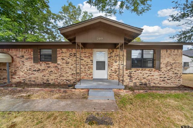 209 W South Street, Lindale, TX 75771