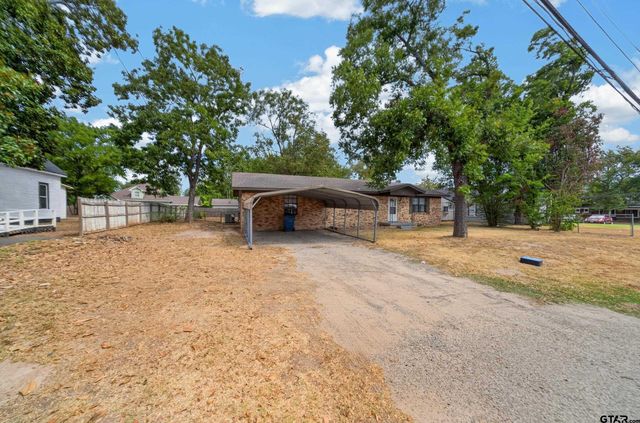 209 W South Street, Lindale, TX 75771
