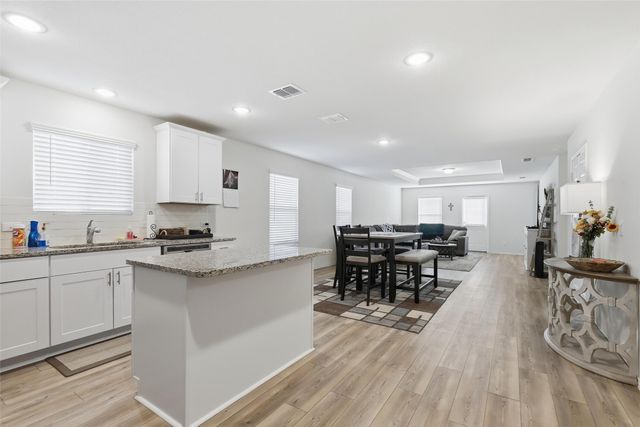 10101 Newtown Drive, Fort Worth, TX 76036