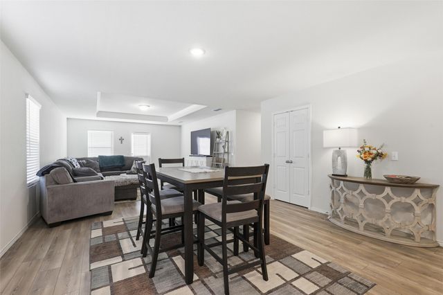 10101 Newtown Drive, Fort Worth, TX 76036