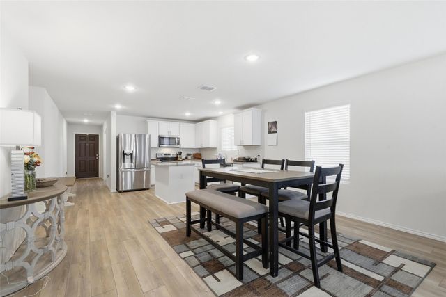 10101 Newtown Drive, Fort Worth, TX 76036