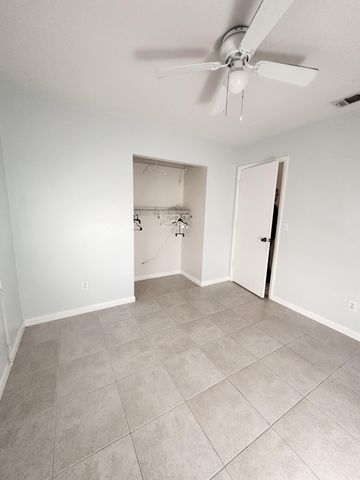 410 SW Kentwood Road, Port St. Lucie, Port St Lucie, FL 34953