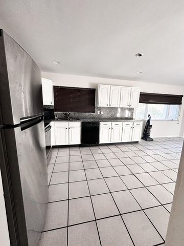 410 SW Kentwood Road, Port St. Lucie, Port St Lucie, FL 34953