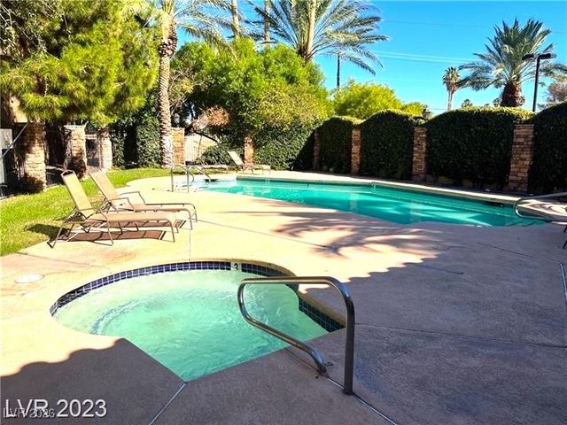 3135 South Mojave Road 246, Las Vegas, NV 89121