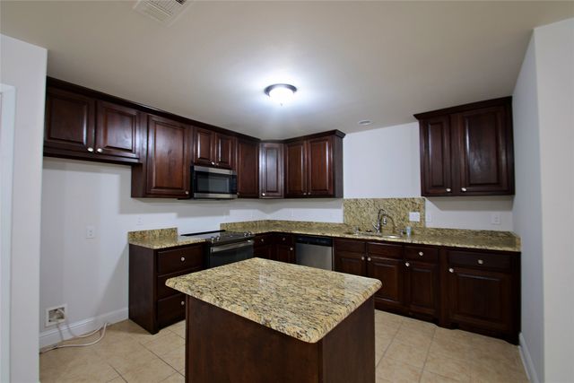 4702 Mariner Drive, Rowlett, TX 75088
