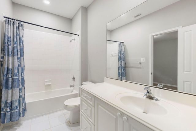 3 S Altwood Circle, The Woodlands, TX 77382