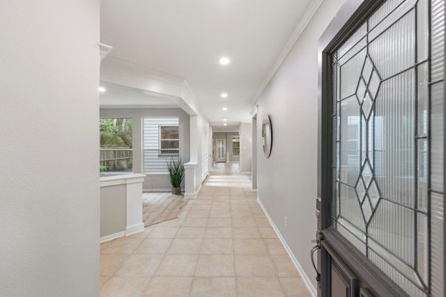 3 S Altwood Circle, The Woodlands, TX 77382