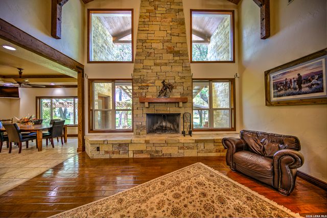 224 ROLLING VIEW DR, Boerne, TX 78006