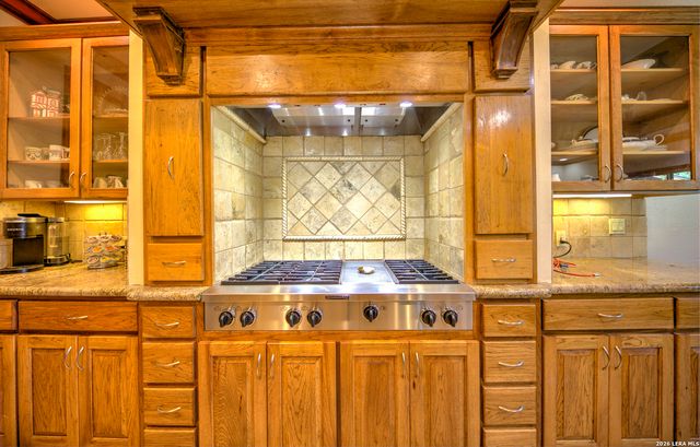 224 ROLLING VIEW DR, Boerne, TX 78006