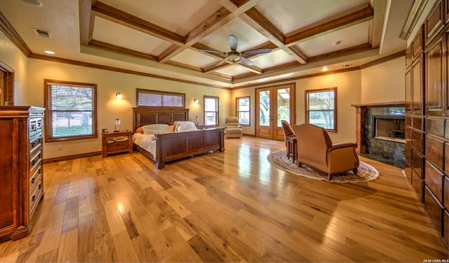 224 ROLLING VIEW DR, Boerne, TX 78006