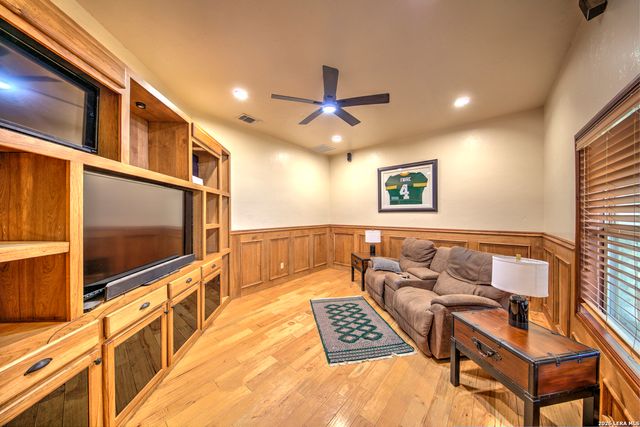 224 ROLLING VIEW DR, Boerne, TX 78006