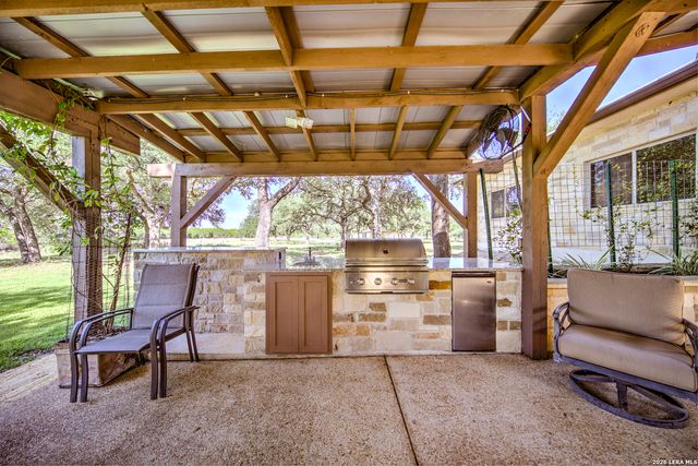 224 ROLLING VIEW DR, Boerne, TX 78006