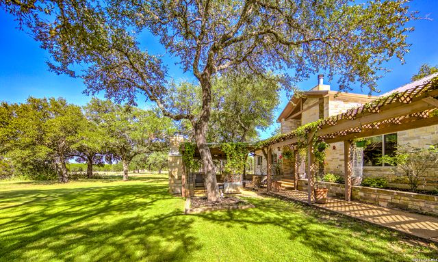 224 ROLLING VIEW DR, Boerne, TX 78006
