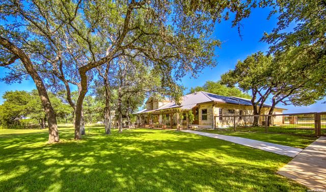 224 ROLLING VIEW DR, Boerne, TX 78006